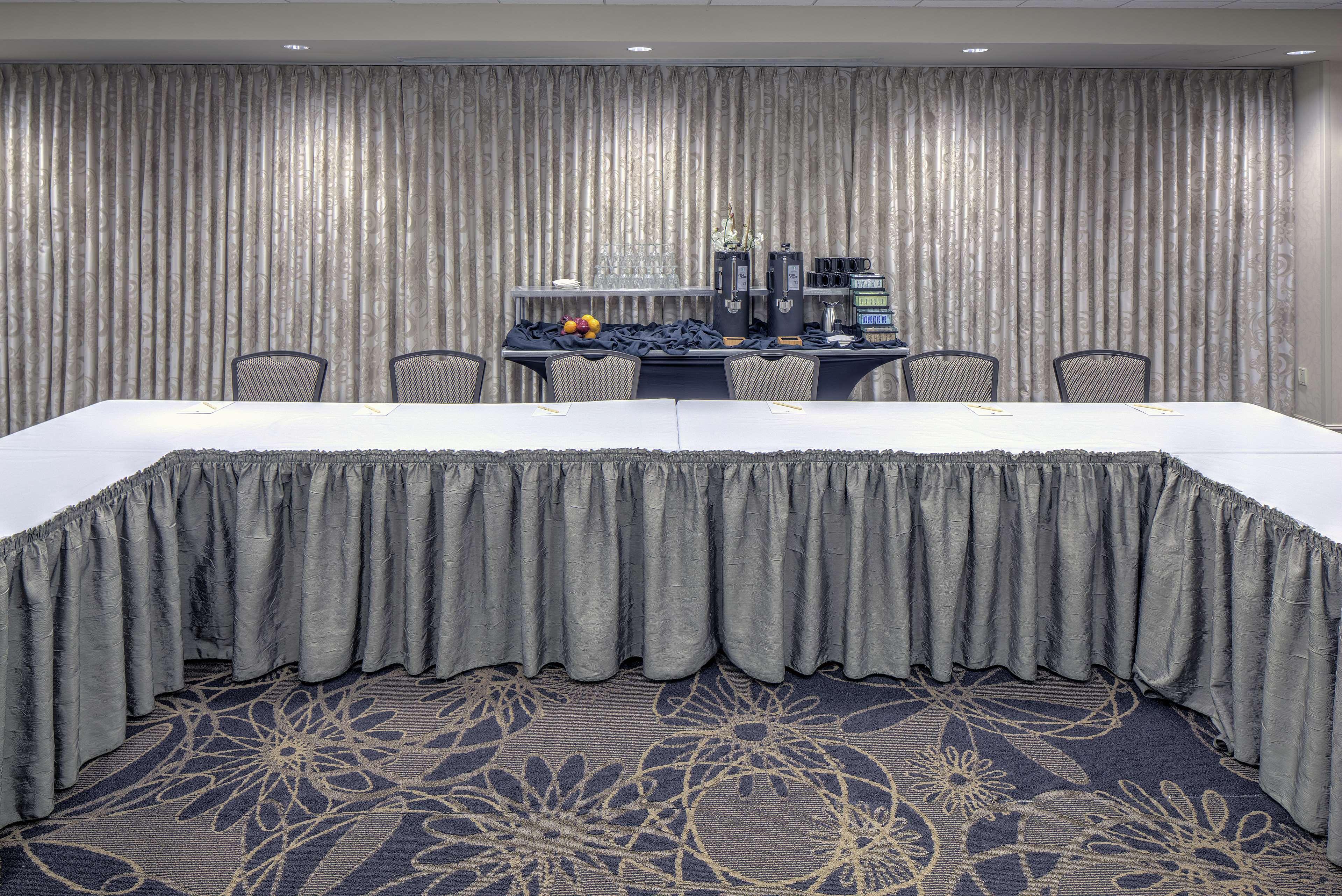 Doubletree By Hilton Madison Downtown Hotel Buitenkant foto