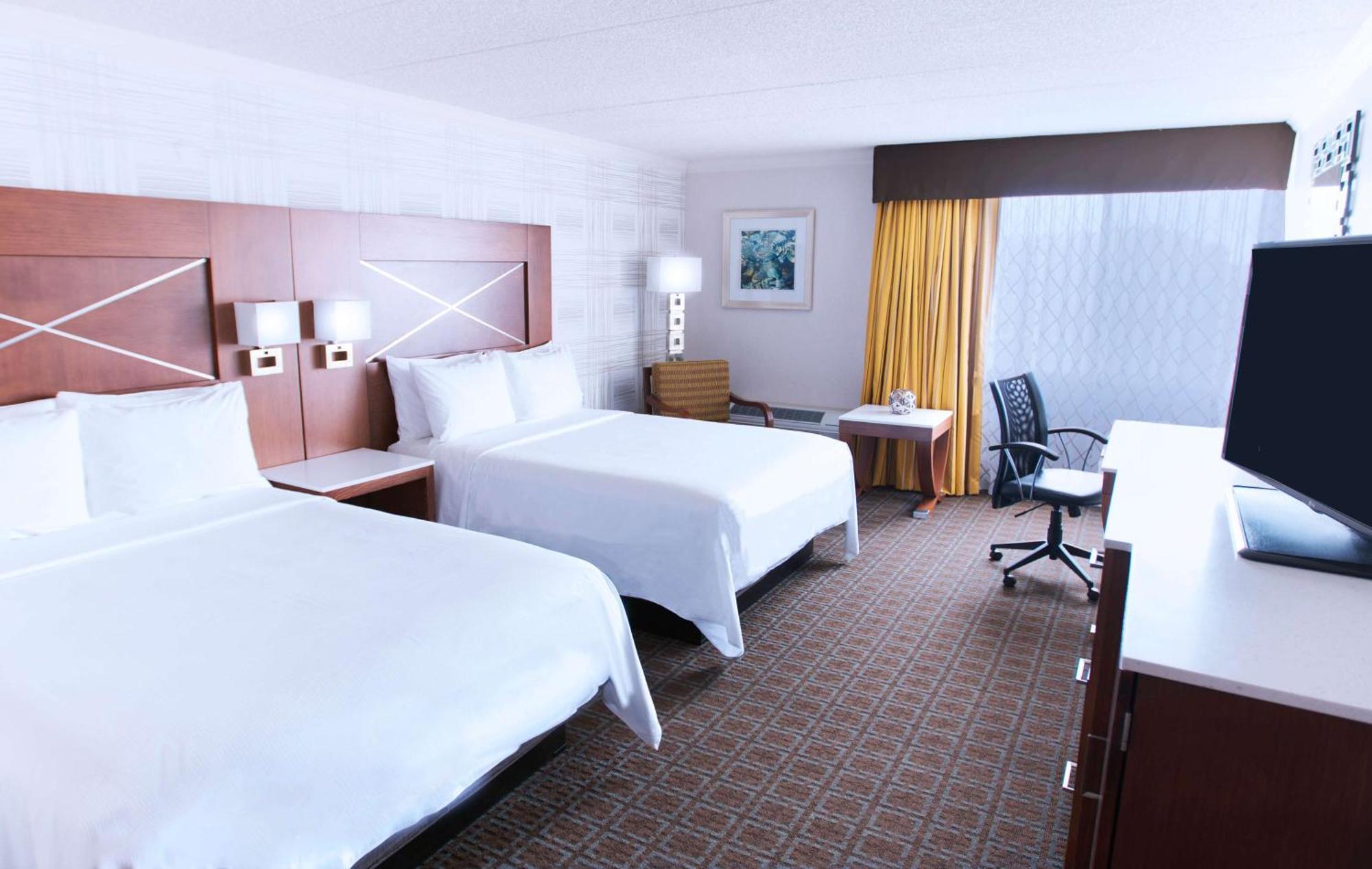 Doubletree By Hilton Madison Downtown Hotel Buitenkant foto