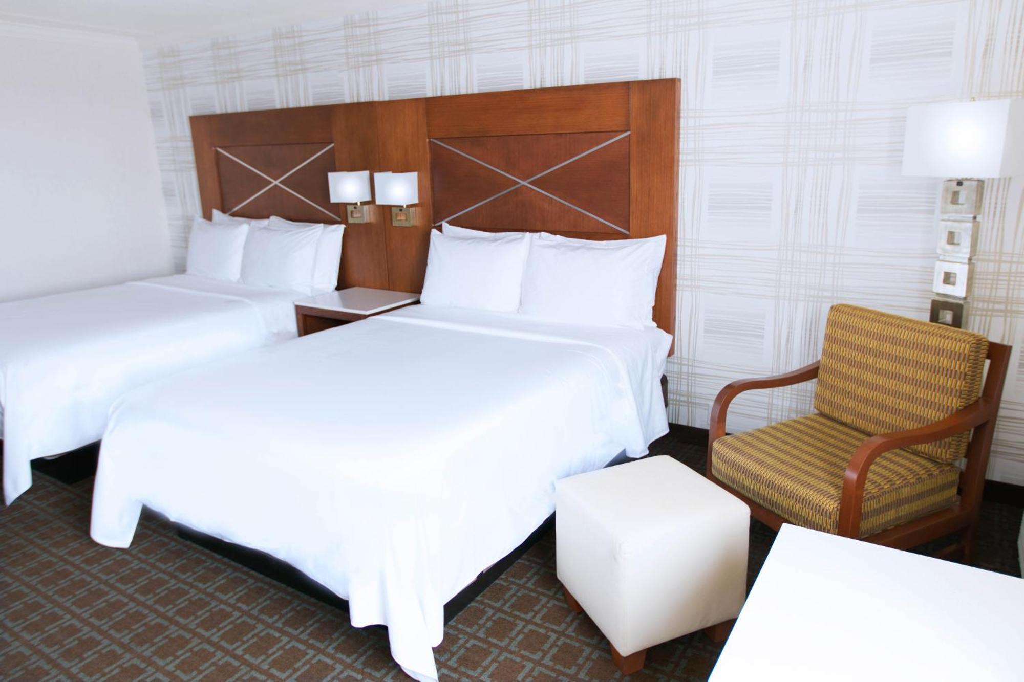 Doubletree By Hilton Madison Downtown Hotel Kamer foto